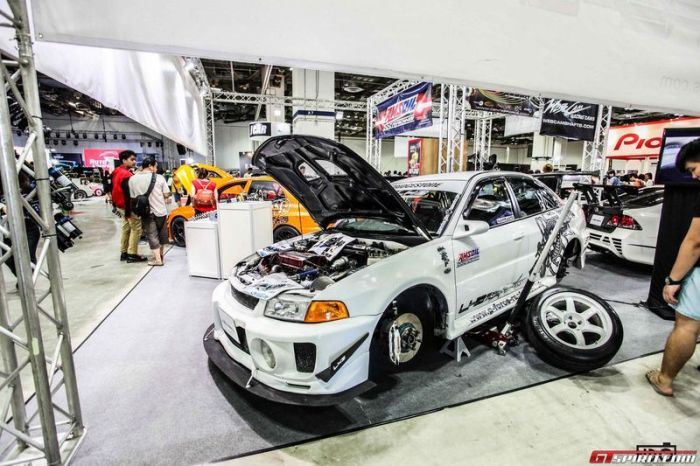 Tokyo Auto Salon Singapore 2013 (61 фото)