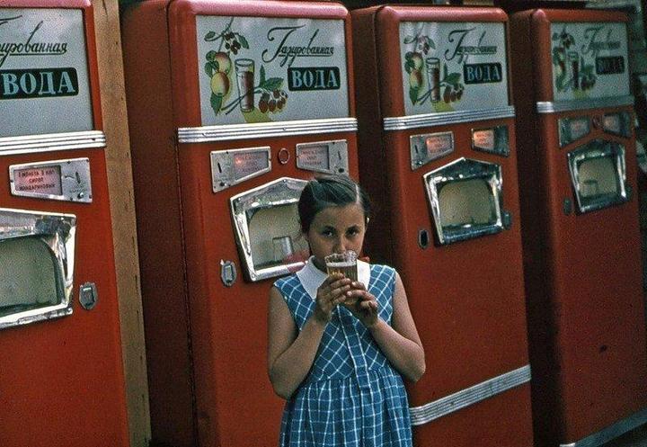 История вендинговых автоматов в СССР История вендинговых автоматов в СССР