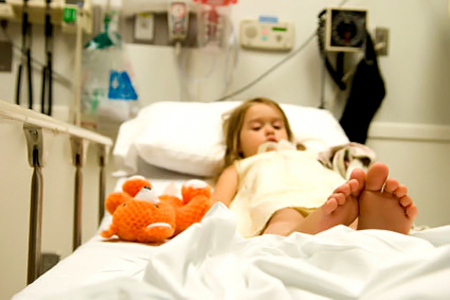 Родители, которые притворялись, что их ребенок смертельно болен. Часть 1 Родители, которые притворялись, что их ребенок смертельно болен. Часть 1