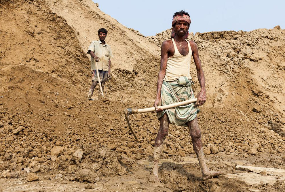 Кирпичные поля Бангладеша Кирпичные поля Бангладеша