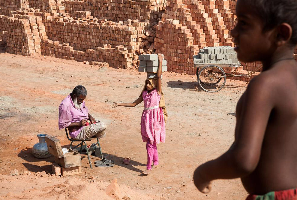 Кирпичные поля Бангладеша Кирпичные поля Бангладеша