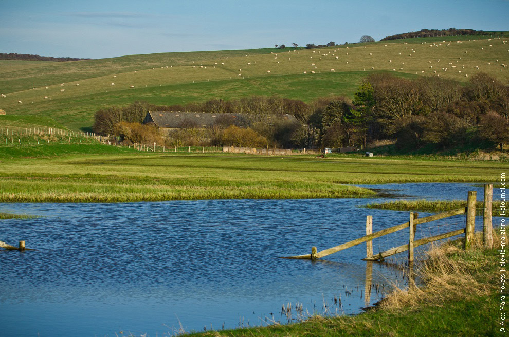 Семь Сестер в Англии Семь Сестер в Англии