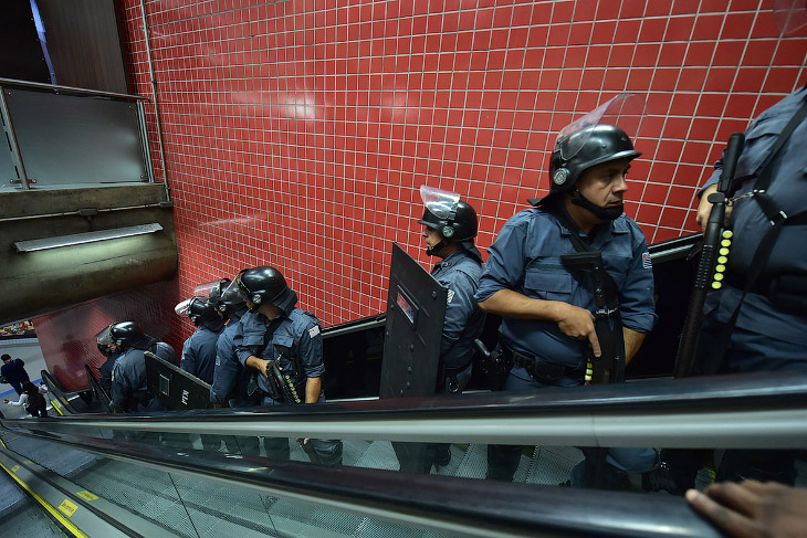 Бразилия против Чемпионата мира по футболу