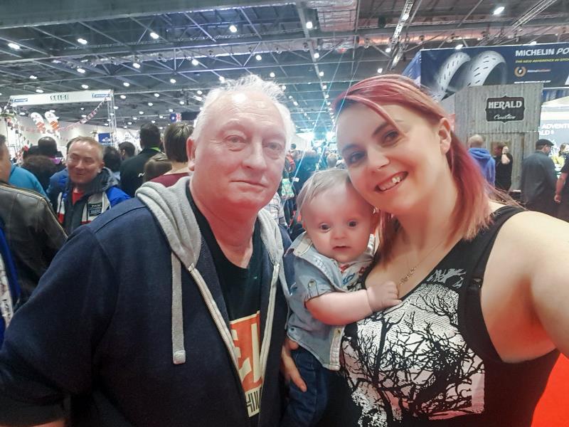 А от рака яичек она ему поможет? А от рака яичек она ему поможет?