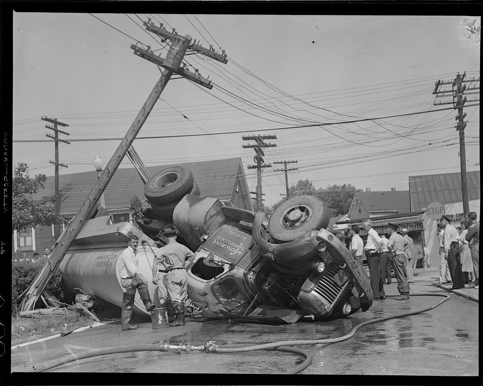 Автомобильные аварии прошлого Автомобильные аварии прошлого