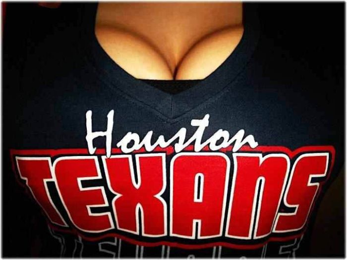 Грудастые фанатки американского футбола (93 фото)