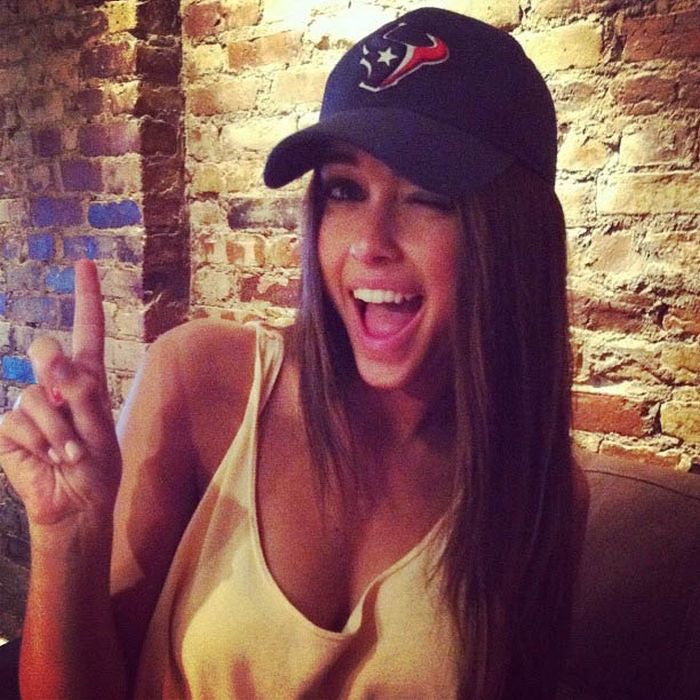 Грудастые фанатки американского футбола (93 фото)