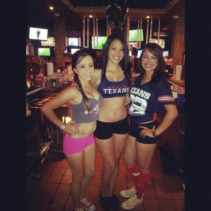 Грудастые фанатки американского футбола (93 фото)