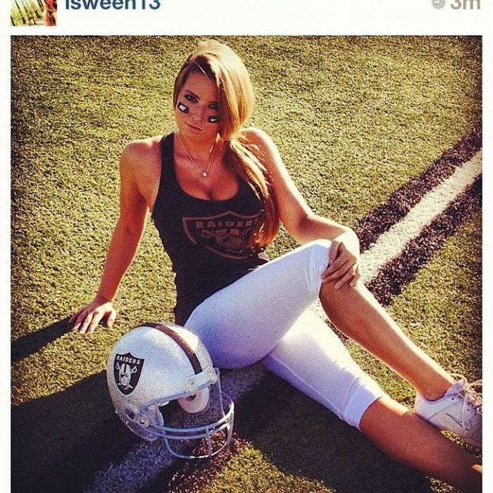 Грудастые фанатки американского футбола (93 фото)