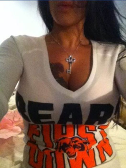 Грудастые фанатки американского футбола (93 фото)