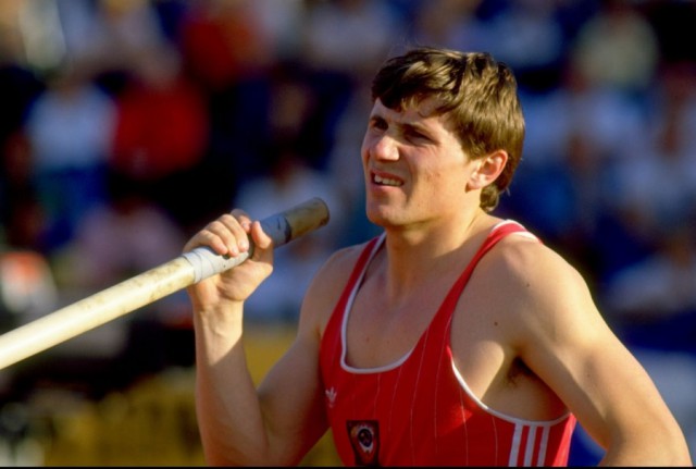 Всемирно известные спортсмены "тогда и сейчас"