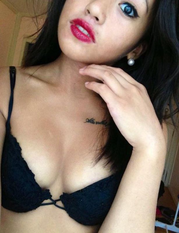 Девушки в бикини