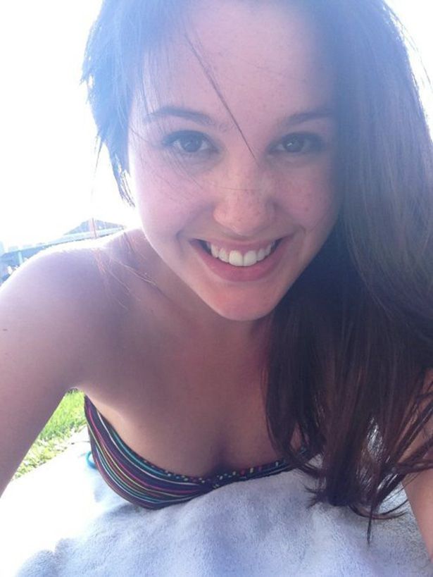 Девушки в бикини