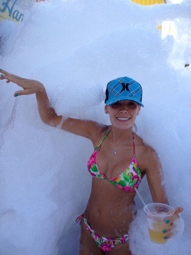 Девушки в бикини