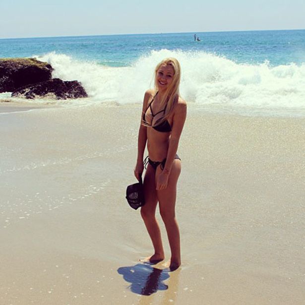 Девушки в бикини