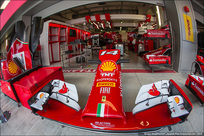 Машины Формулы-1. Как это сделано? (37 фото)