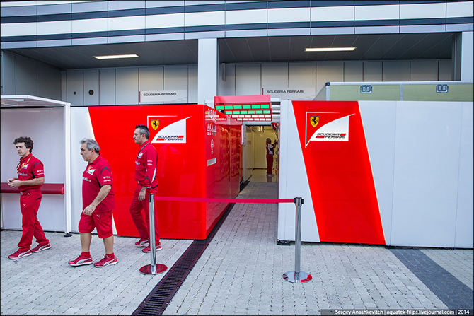 Машины Формулы-1. Как это сделано? (37 фото)