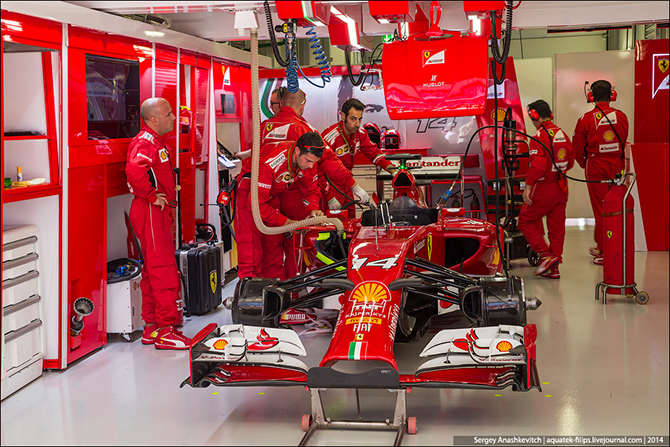 Машины Формулы-1. Как это сделано? (37 фото)