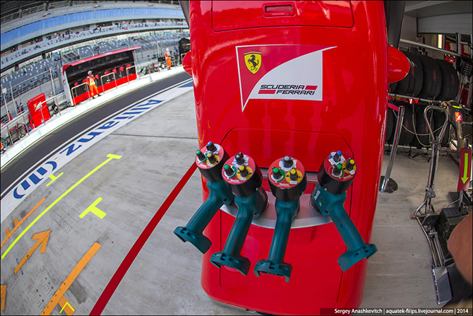 Машины Формулы-1. Как это сделано? (37 фото)