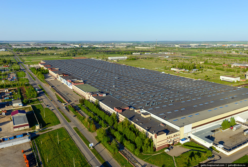 Набережные Челны с высоты и завод КамАЗ Набережные Челны с высоты и завод КамАЗ