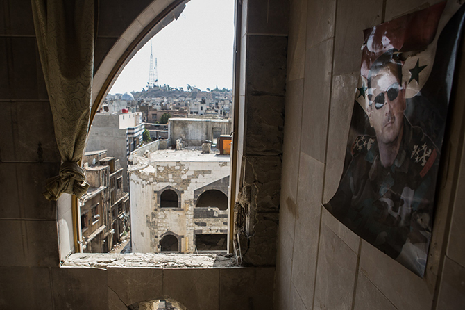 Прогулка по одному из самых разрушенных сирийских городов