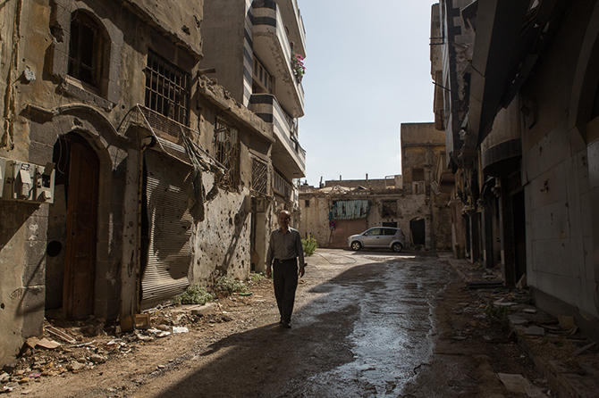 Прогулка по одному из самых разрушенных сирийских городов