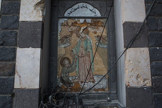 Прогулка по одному из самых разрушенных сирийских городов