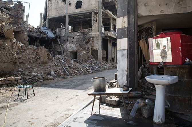 Прогулка по одному из самых разрушенных сирийских городов