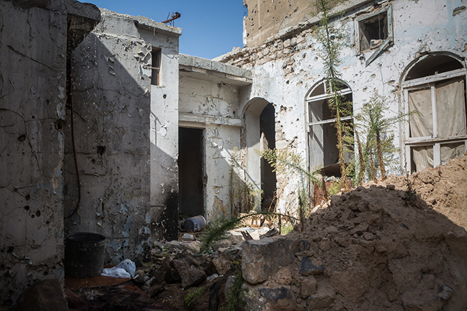 Прогулка по одному из самых разрушенных сирийских городов