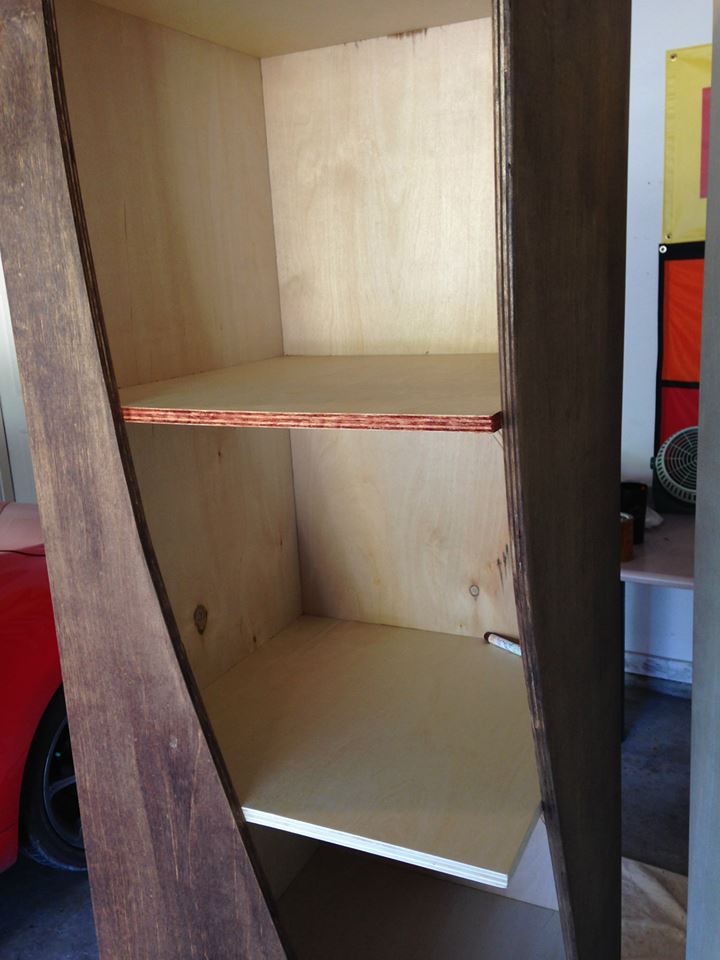 Делаем симпатичные книжные полки