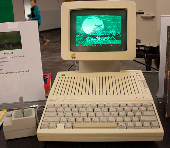 Экскурсия по музею Living Computer Экскурсия по музею Living Computer