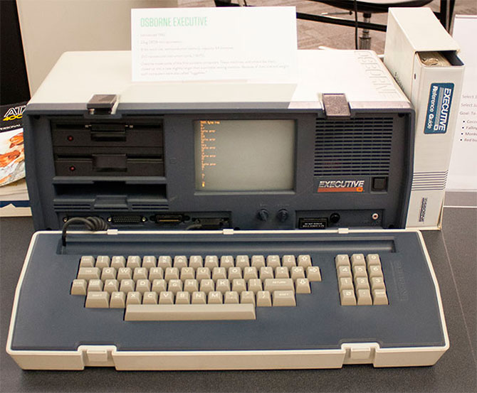 Экскурсия по музею Living Computer Экскурсия по музею Living Computer