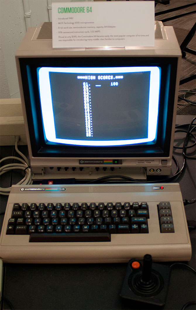 Экскурсия по музею Living Computer Экскурсия по музею Living Computer