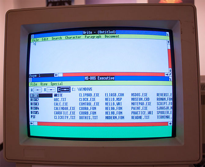 Экскурсия по музею Living Computer Экскурсия по музею Living Computer