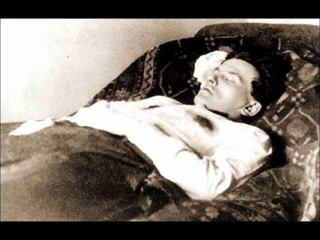 Загадочная смерть Маяковского Загадочная смерть Маяковского