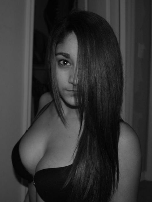 Внушительный размер груди (45 фото)