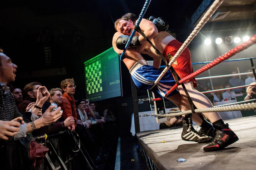 Самые странные и сумасшедшие чемпионаты в мире