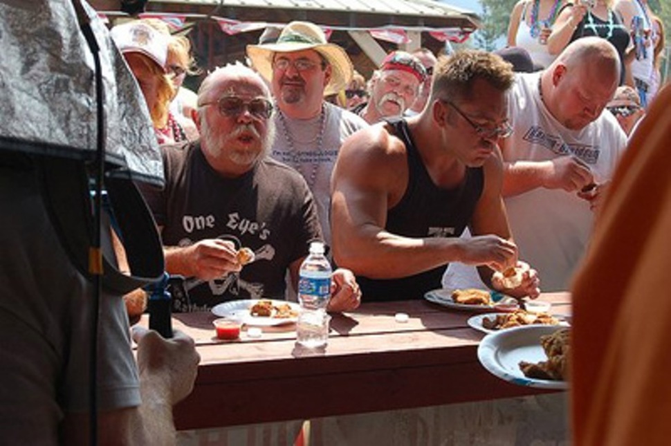 Самые странные и сумасшедшие чемпионаты в мире