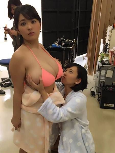 Забавные девушки