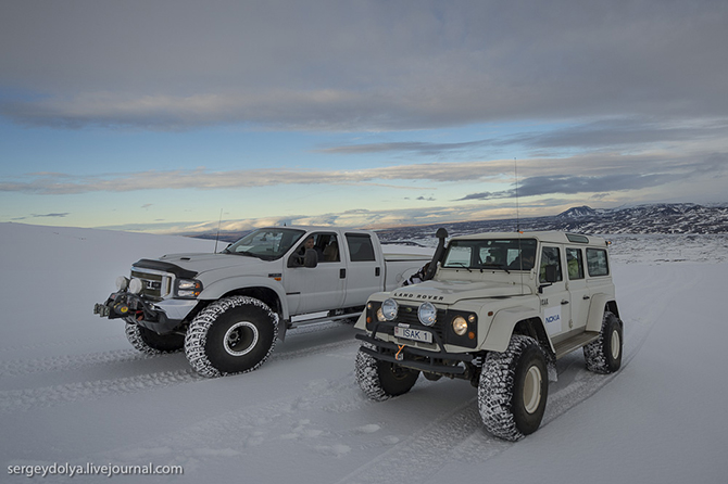 Путешествие по Исландии на внедорожниках Путешествие по Исландии на внедорожниках