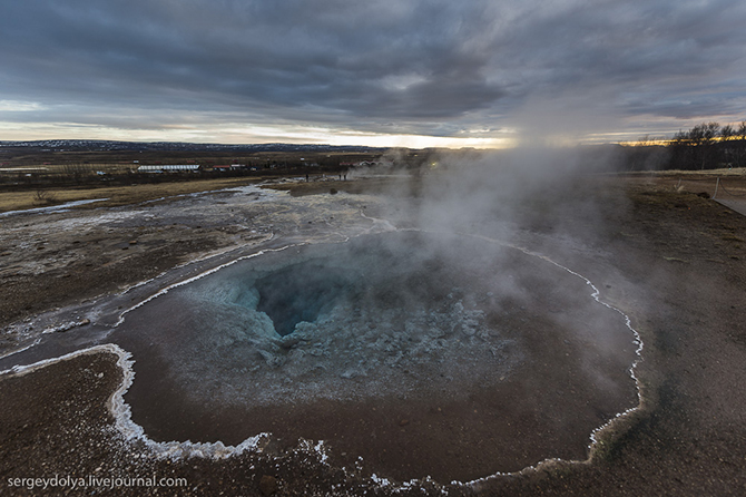 Путешествие по Исландии на внедорожниках Путешествие по Исландии на внедорожниках