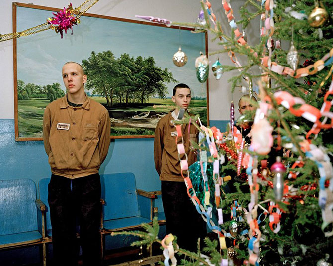 Как живут малолетние заключенные в сибирских колониях