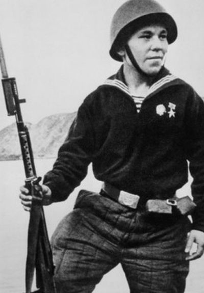 В одиночку против врага