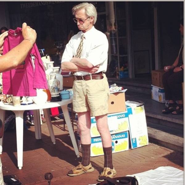 Мужчины на шопинге