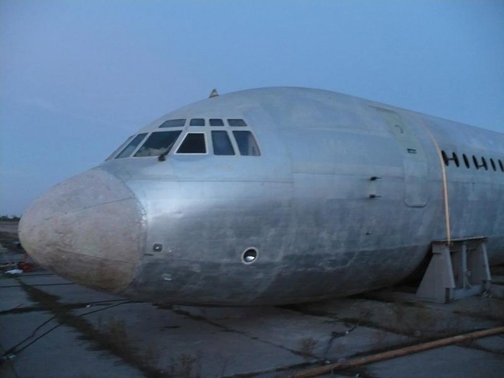 Самолет Брежнева в украинском огороде