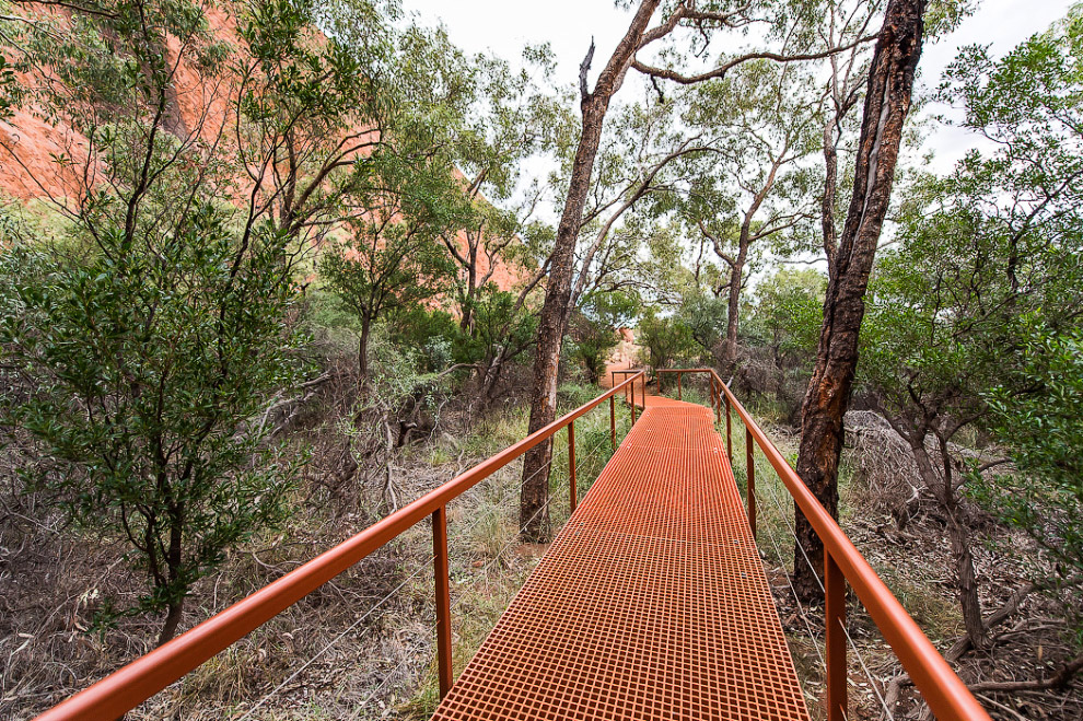 Улуру — самый большой камень на планете Улуру — самый большой камень на планете