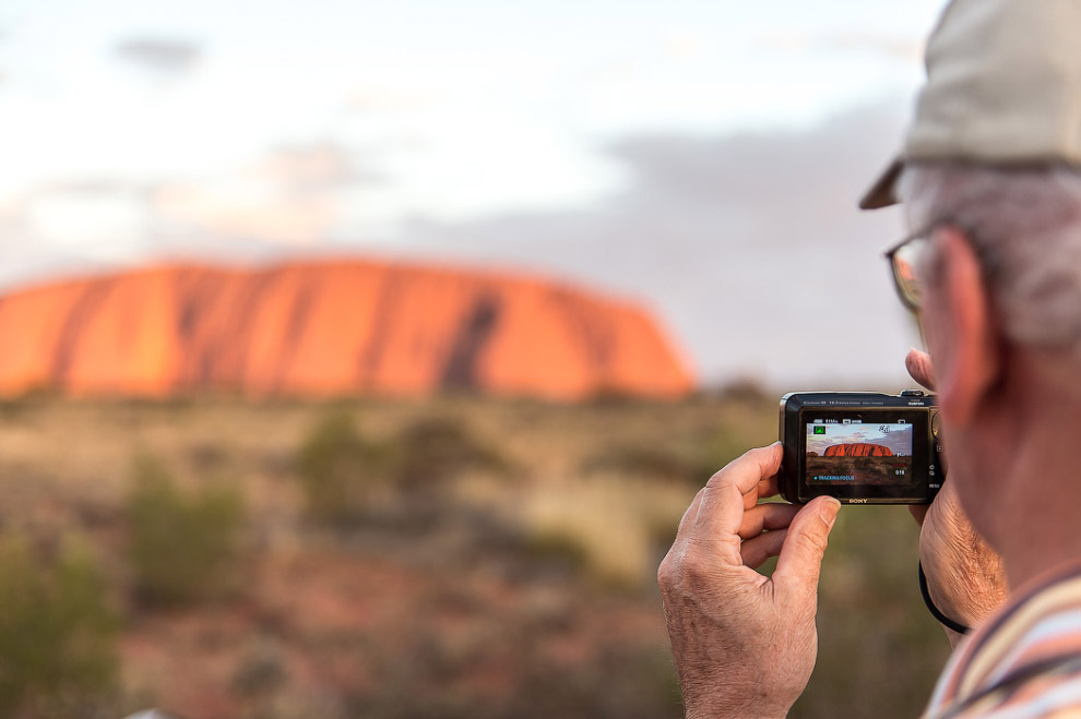 Улуру — самый большой камень на планете Улуру — самый большой камень на планете
