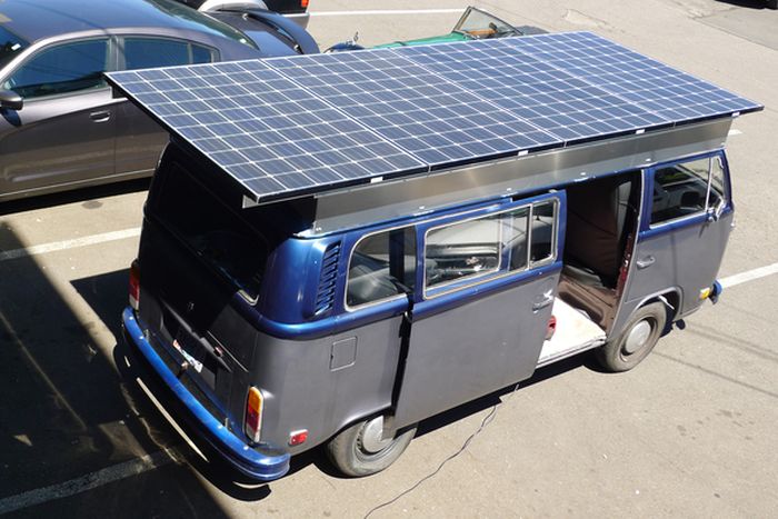 Volkswagen T2 1972 года на электротяге