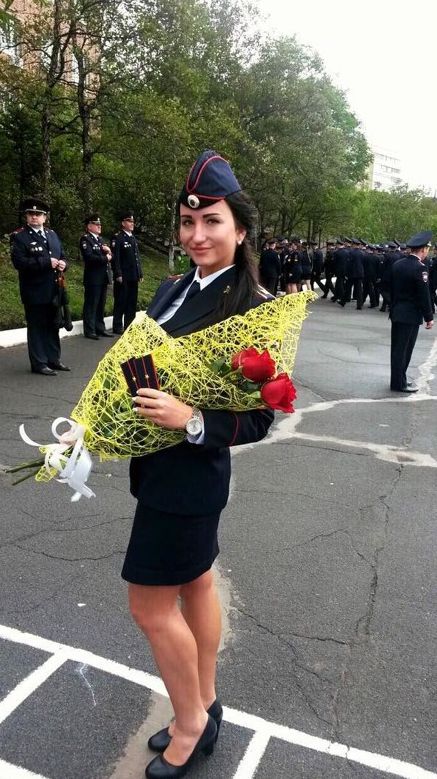 Симпатичные девушки на страже порядка