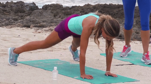 Девушки на спорте. Приятного просмотра!